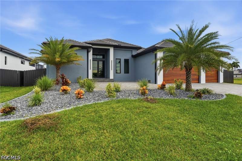 4 bedroom SingleFamilyResidence at 340 SW 31st Ave, Cape Coral, Cape Coral — photo 4