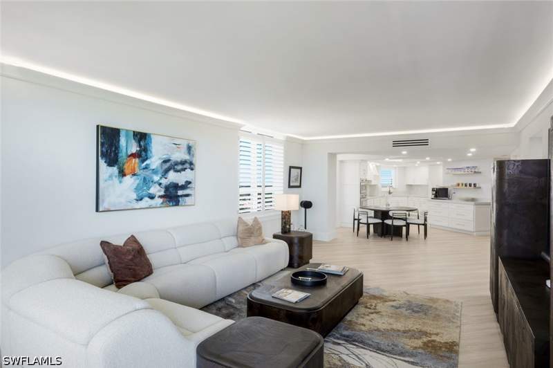 3 bedroom Condominium at 6001 Pelican Bay Blvd 1606, Grosvenor, Naples — photo 5