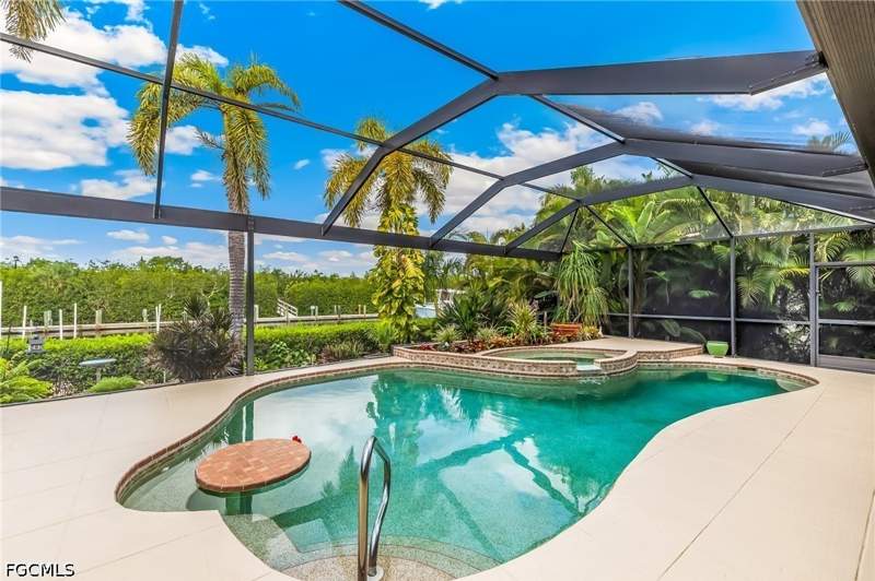 3 bedroom SingleFamilyResidence at 15830 Catalpa Cove Dr, Catalpa Cove, Fort Myers — photo 3