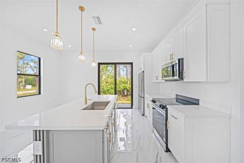 1005 SW Brenton Ave, Lehigh Acres FL - photo 8 of 26