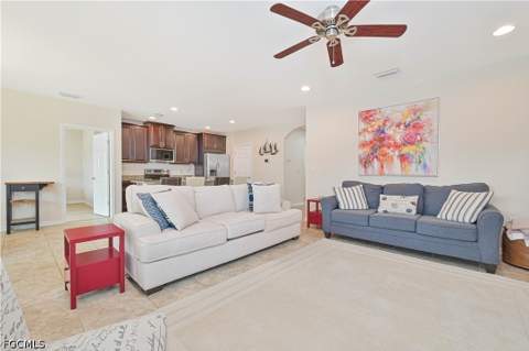 3275 Birchin Ln, Fort Myers FL - photo 12 of 45