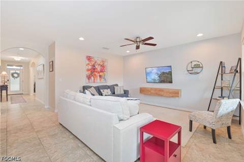 3275 Birchin Ln, Fort Myers FL - photo 9 of 45