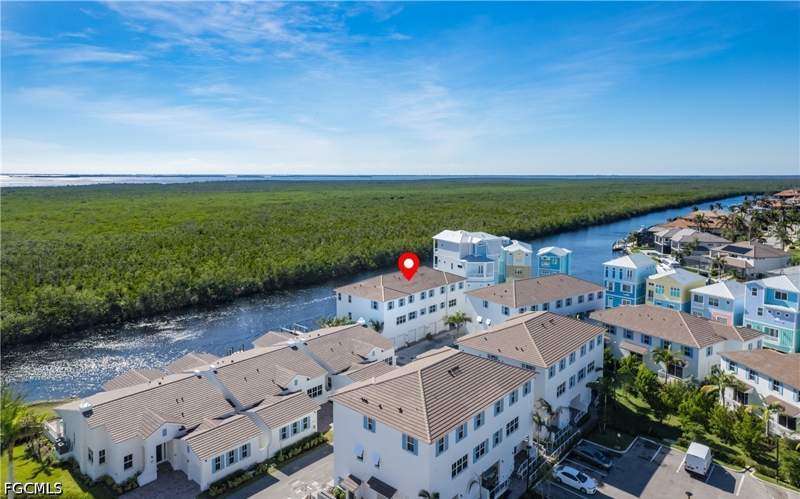3 bedroom Townhouse at 5816 Shell Cove Dr 120, Cape Harbour, Cape Coral — photo 3