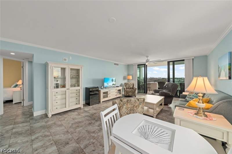 2 bedroom Condominium at 18120 San Carlos Blvd 805, Boardwalk Caper, Fort Myers Beach — photo 4