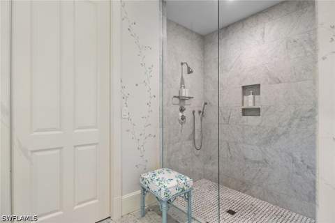 1800 Gordon Dr, Naples FL - photo 22 of 41