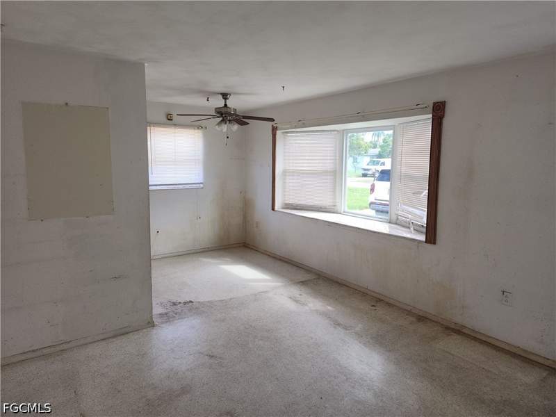 3 bedroom SingleFamilyResidence at 3222 Royal Palm Ave, Chula Vista, Fort Myers — photo 3