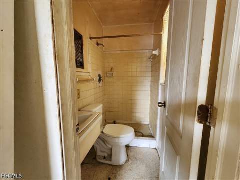 3222 Royal Palm Ave, Fort Myers FL - photo 8 of 14