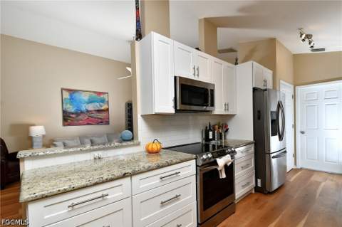 3903 Sabal Springs Blvd, North Fort Myers FL - photo 11 of 34