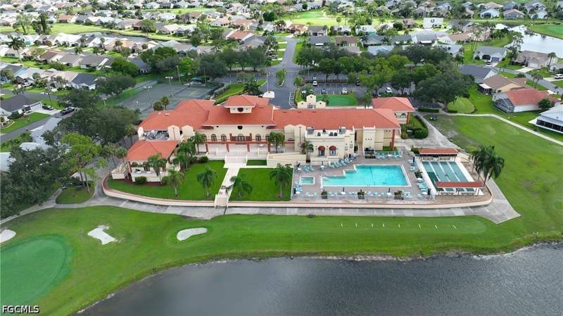 2 bedroom SingleFamilyResidence at 3903 Sabal Springs Blvd, Sabal Springs Golf And Racquet Club, North Fort Myers — photo 4