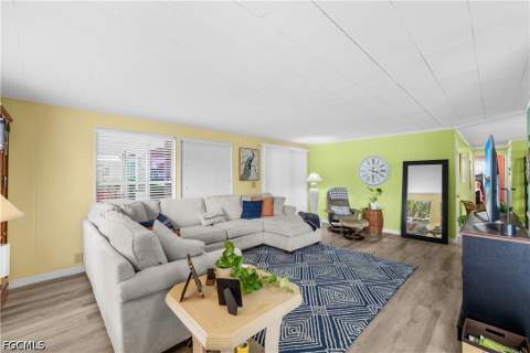506 Blossom Ct, North Fort Myers FL - photo 11 of 35