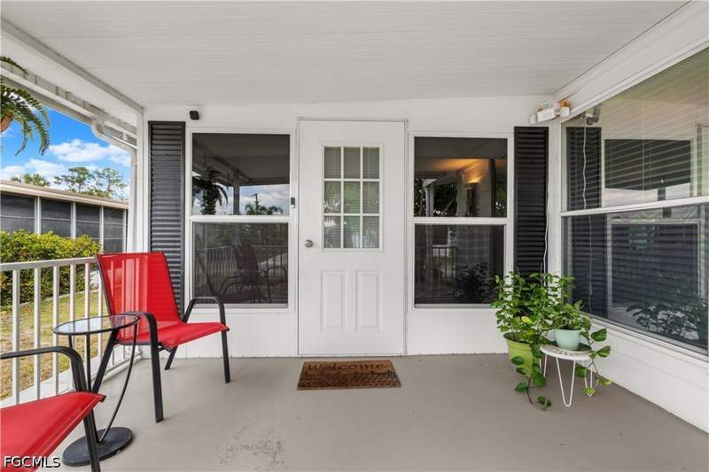 2 bedroom ManufacturedHome at 506 Blossom Ct, Forest Park Mobile Home, North Fort Myers — photo 5