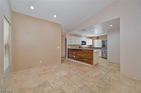 18222 Camellia Rd, Fort Myers FL - photo 10 of 27