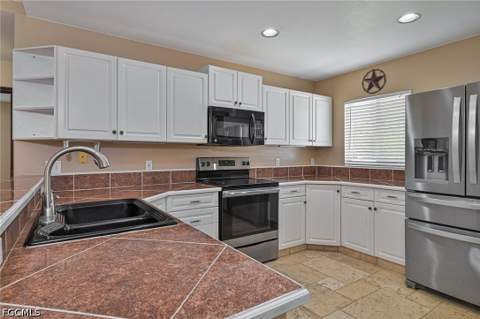 18222 Camellia Rd, Fort Myers FL - photo 12 of 27
