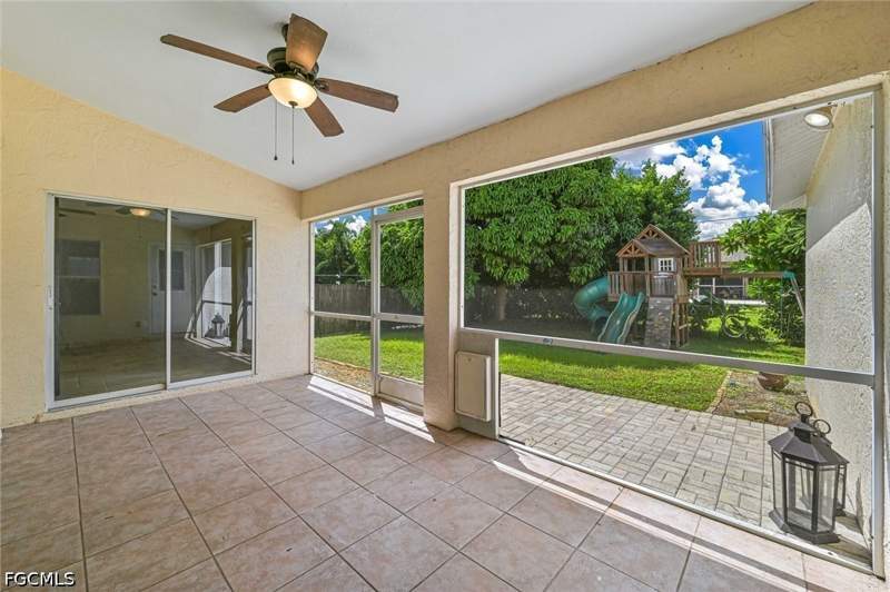 3 bedroom SingleFamilyResidence at 18222 Camellia Rd, San Carlos Park, Fort Myers — photo 5