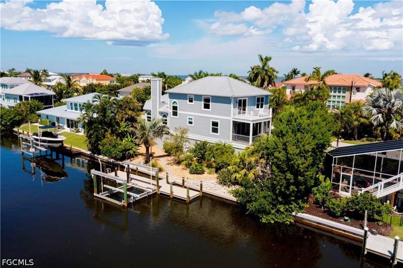 3 bedroom SingleFamilyResidence at 1503 Angel Dr, Sanibel Isles, Sanibel — photo 5