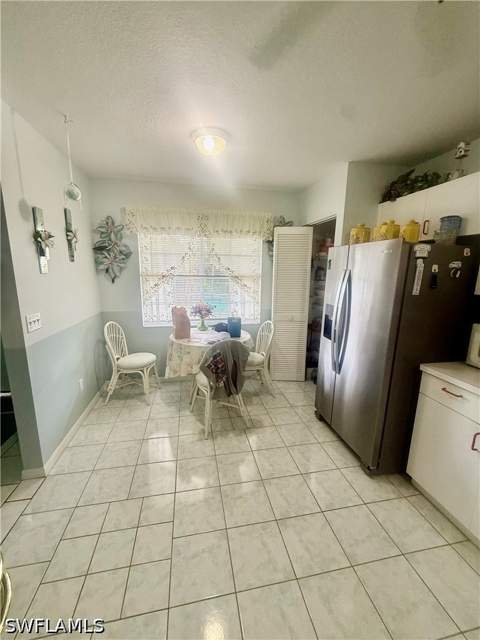 281 Gabriel Cir 6, Naples FL - photo 11 of 18
