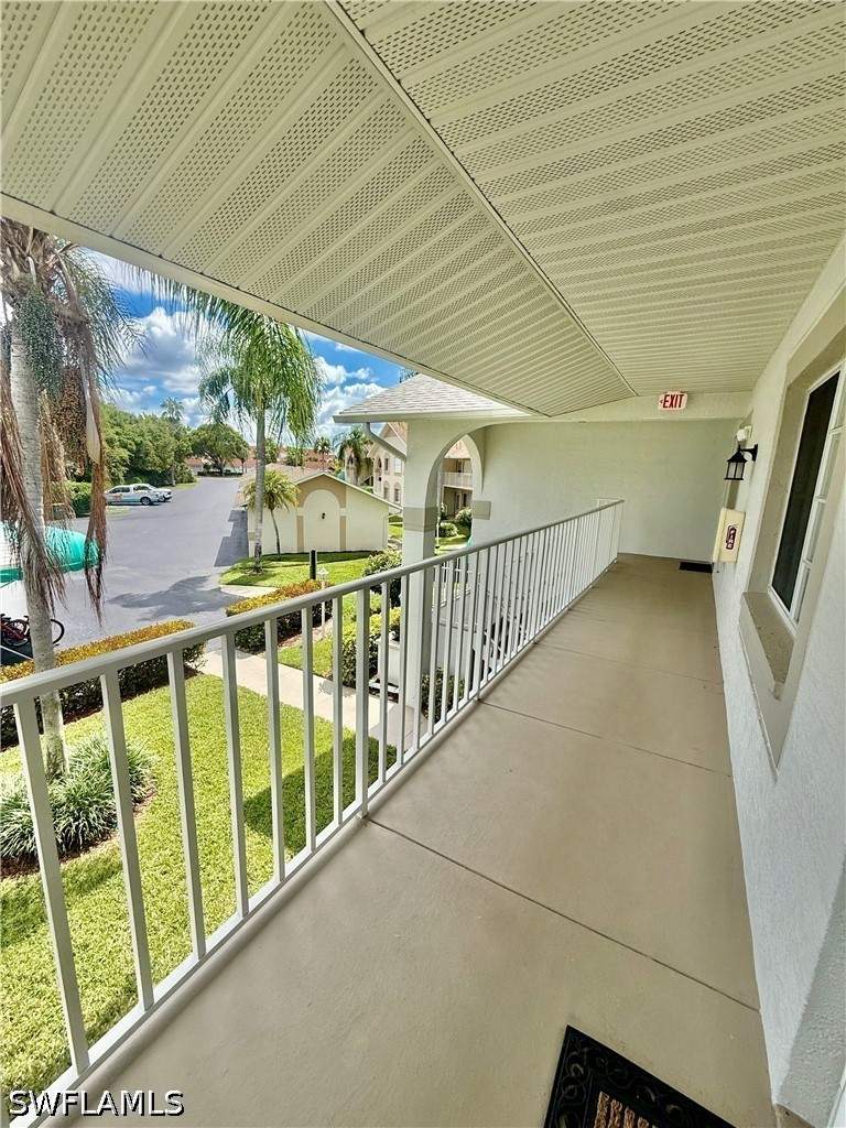 2 bedroom Condominium at 281 Gabriel Cir 6, Spinel, Naples — photo 5
