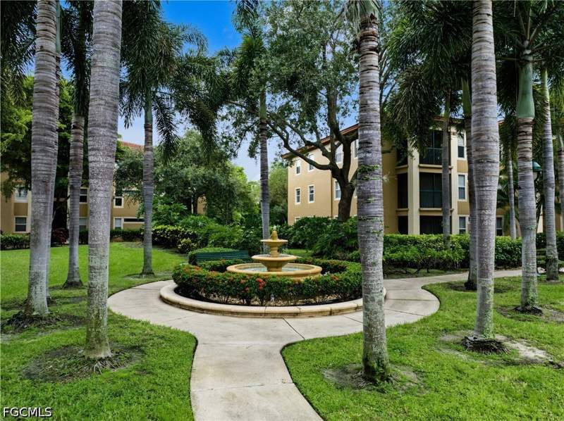 2 bedroom Condominium at 8930 Colonnades Ct E 616, San Mirage, Bonita Springs — photo 4