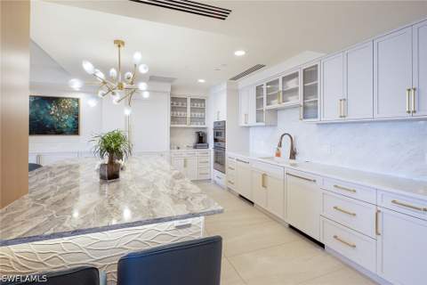 4005 Gulf Shore Blvd N 100, Naples FL - photo 24 of 33