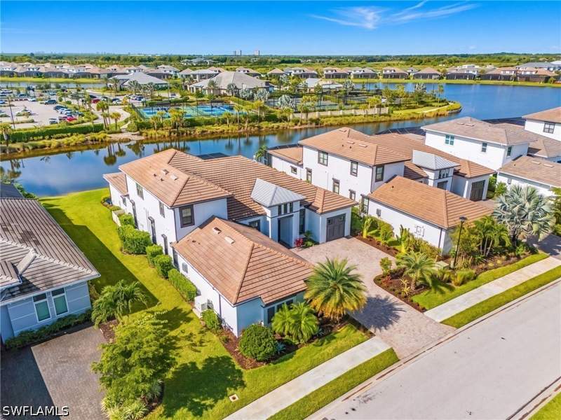 4 bedroom SingleFamilyResidence at 15388 Motta Way, Esplanade By The Islands, Naples — photo 3
