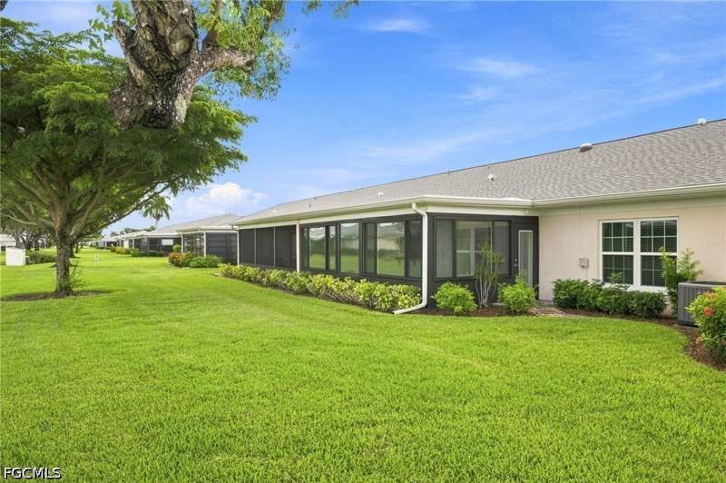 2 bedroom SingleFamilyResidence at 1251 S Brandywine Cir, Brandywine, Fort Myers — photo 2