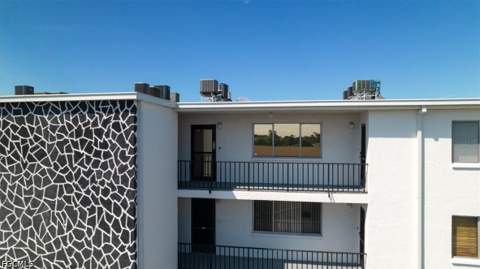 4906 Victoria Dr 413, Cape Coral FL - photo 19 of 27