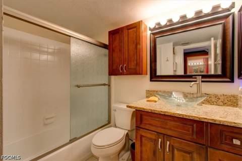 4906 Victoria Dr 413, Cape Coral FL - photo 8 of 27