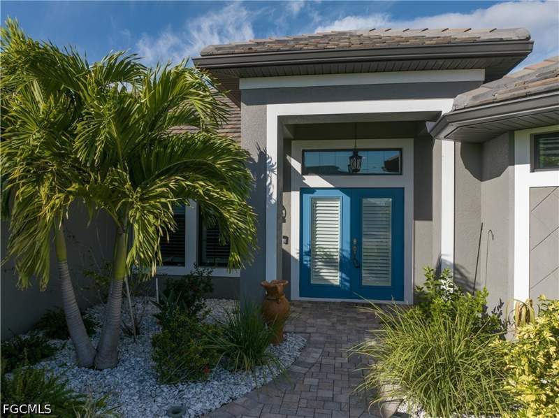 3 bedroom SingleFamilyResidence at 2330 NW 39th Ave, Cape Coral, Cape Coral — photo 2