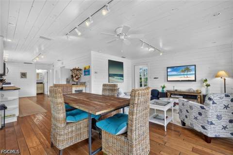 721 Cardium St, Sanibel FL - photo 9 of 42