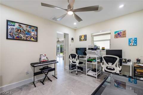 1574 Ricardo Ave, Fort Myers FL - photo 17 of 51