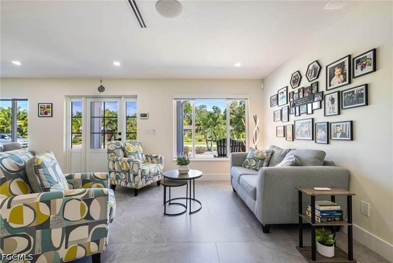 3 bedroom SingleFamilyResidence at 1574 Ricardo Ave, McGregor Estates, Fort Myers — photo 3