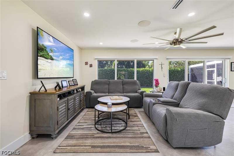 3 bedroom SingleFamilyResidence at 1574 Ricardo Ave, McGregor Estates, Fort Myers — photo 5