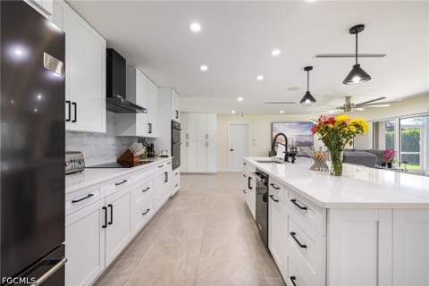 1574 Ricardo Ave, Fort Myers FL - photo 9 of 51