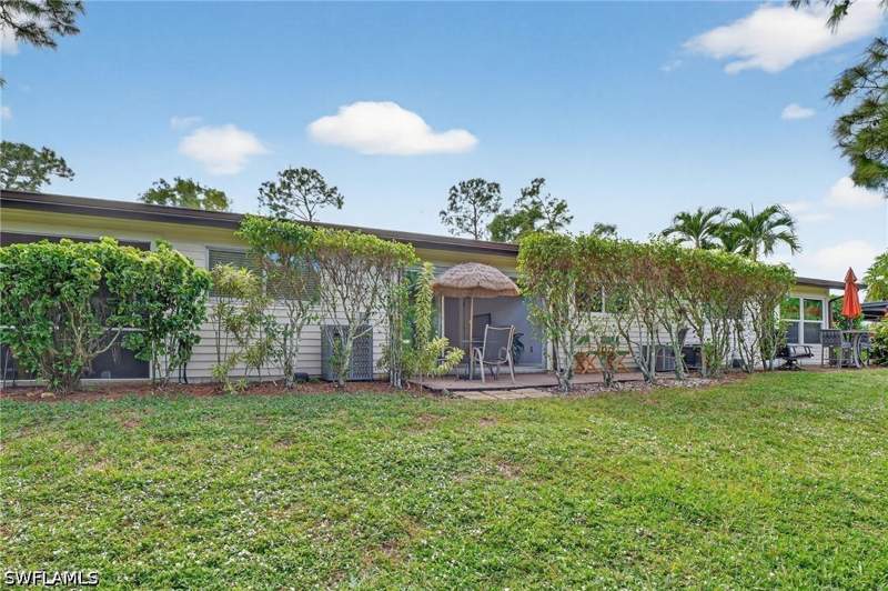 2 bedroom Attached at 1009 Pine Isle Ln 1009, Boca Ciega Village, Naples — photo 2