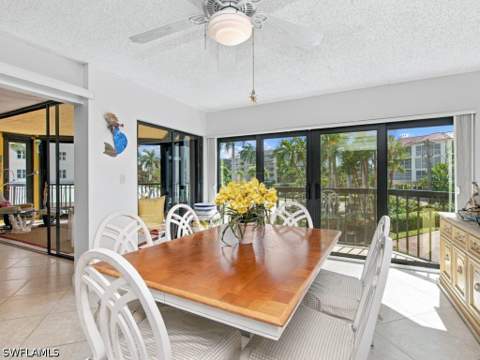845 Collier Ct 203, Marco Island FL - photo 13 of 34