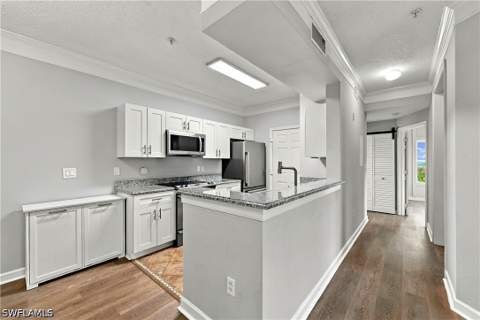 11520 Villa Grand 1020, Fort Myers FL - photo 18 of 39
