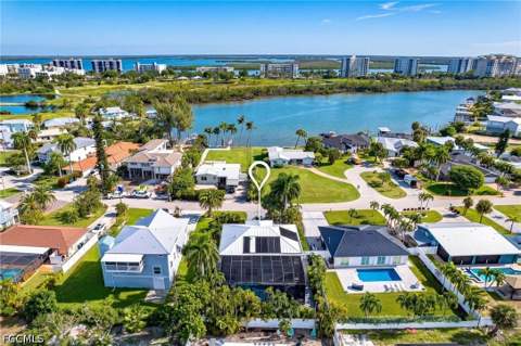 7842 Buccaneer Dr, Fort Myers Beach FL - photo 12 of 48