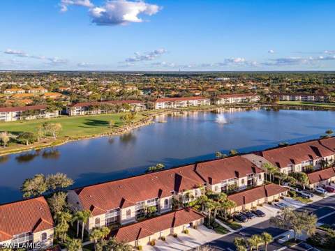 2840 Cypress Trace Cir 1917, Naples FL - photo 12 of 26