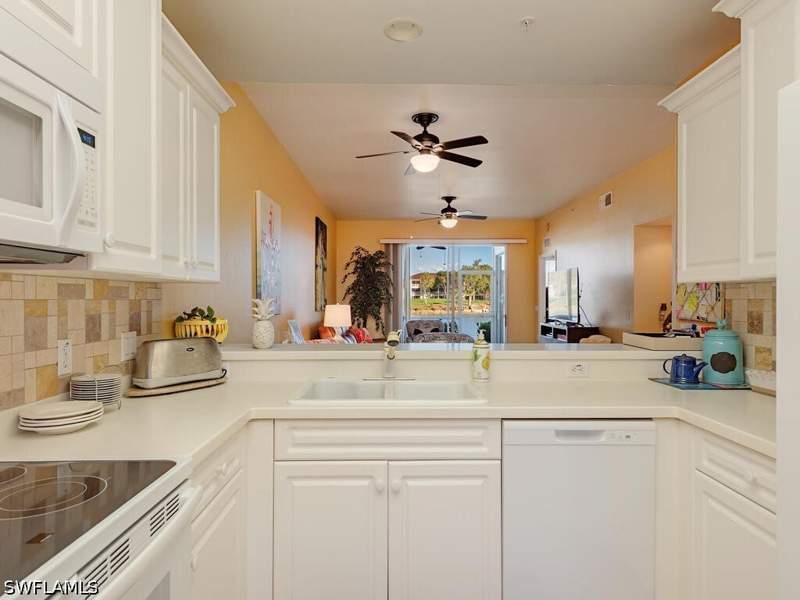 2 bedroom Condominium at 2840 Cypress Trace Cir 1917, Cypress Trace, Naples — photo 5