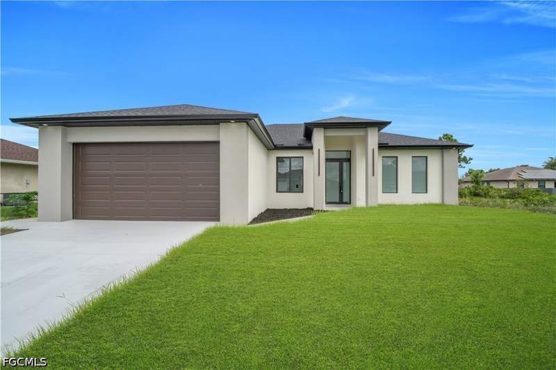 3 bedroom SingleFamilyResidence at 3308 10th St SW, Lehigh Acres, Lehigh Acres — photo 2
