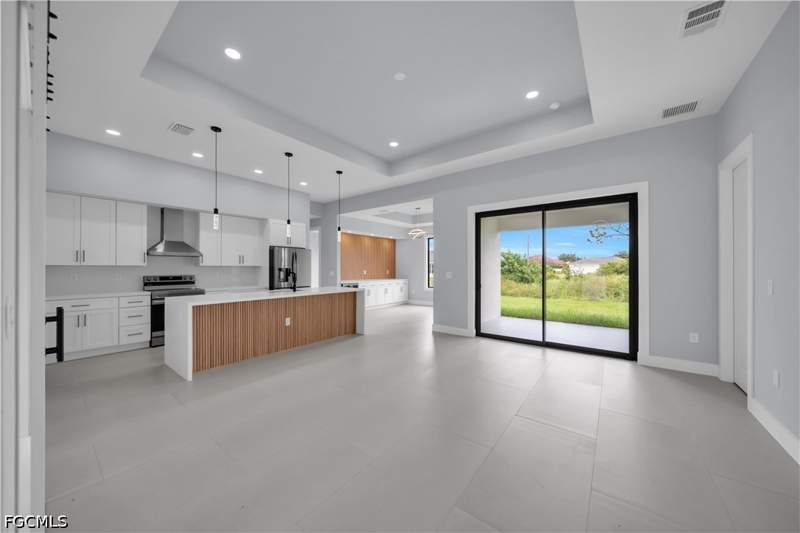 3 bedroom SingleFamilyResidence at 3308 10th St SW, Lehigh Acres, Lehigh Acres — photo 3