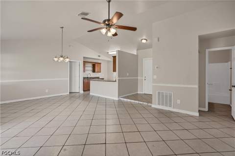 317 NE 10th St, Cape Coral FL - photo 7 of 20