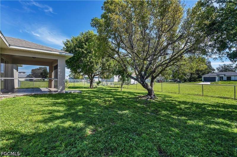 3 bedroom SingleFamilyResidence at 2035 NE 8th Pl, Cape Coral, Cape Coral — photo 3