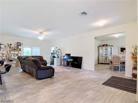 6027 Acorn Cir, Labelle FL - photo 9 of 59