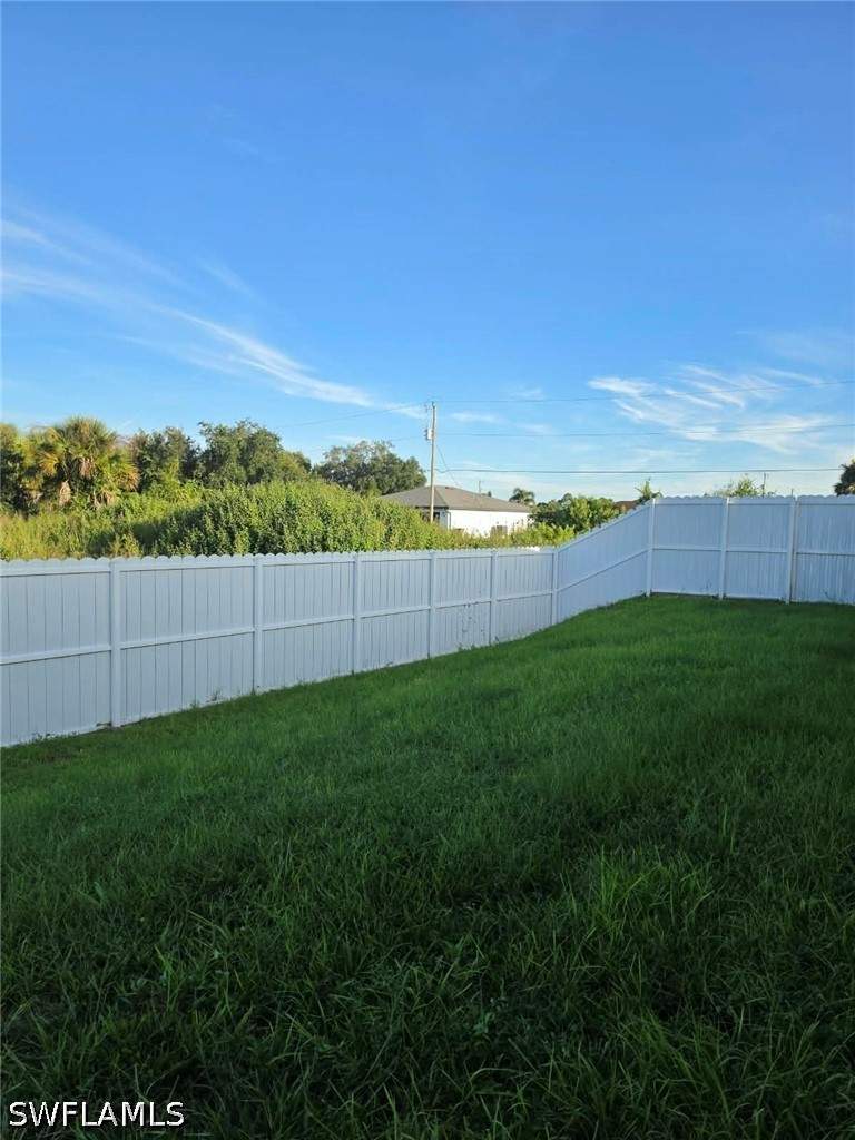 4 bedroom SingleFamilyResidence at 2908 43rd St SW, Lehigh Acres, Lehigh Acres — photo 5