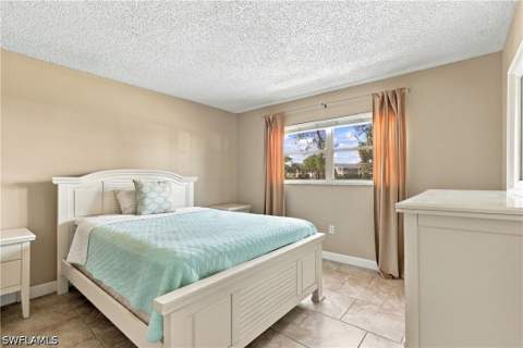 170 Turtle Lake Ct 109, Naples FL - photo 16 of 37