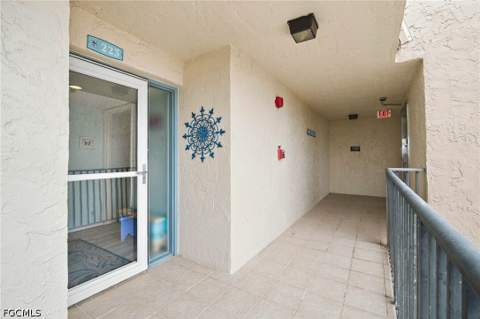 1299 Middle Gulf Dr 223, Sanibel FL - photo 12 of 42