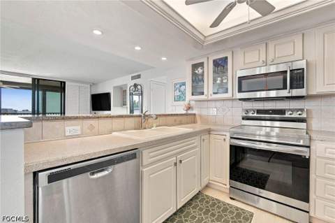 1299 Middle Gulf Dr 223, Sanibel FL - photo 21 of 42