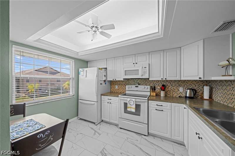 2 bedroom Condominium at 7068 Nantucket Cir 7, Foxmoor Condo II, North Fort Myers — photo 1