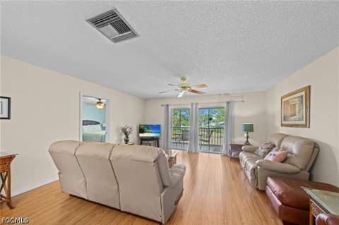 7068 Nantucket Cir 7, North Fort Myers FL - photo 7 of 25